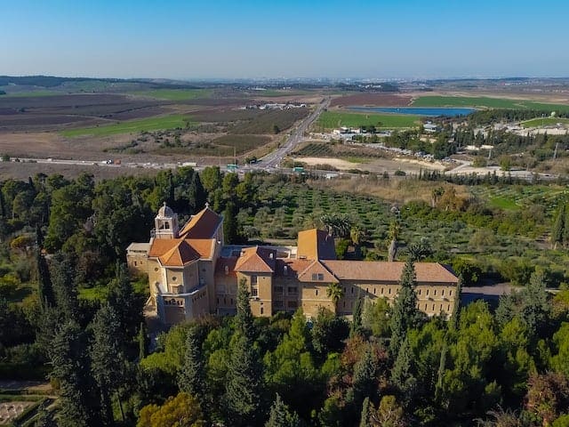 השפעת חברות הבניה בצפון על הסביבה